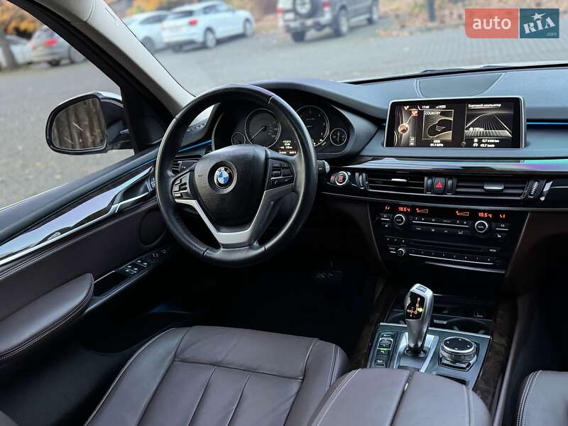 Внедорожник / Кроссовер BMW X5 2014 в Львове