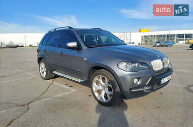 Внедорожник / Кроссовер BMW X5 2010 в Черновцах