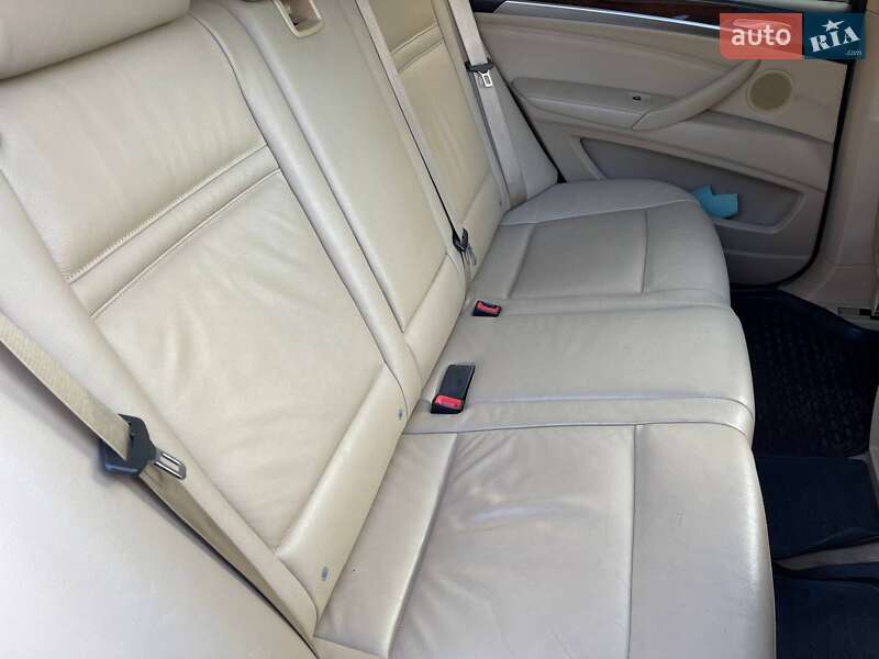 Позашляховик / Кросовер BMW X5 2011 в Києві фото 29 Позашляховик / Кросовер BMW X5 2011 в Києві