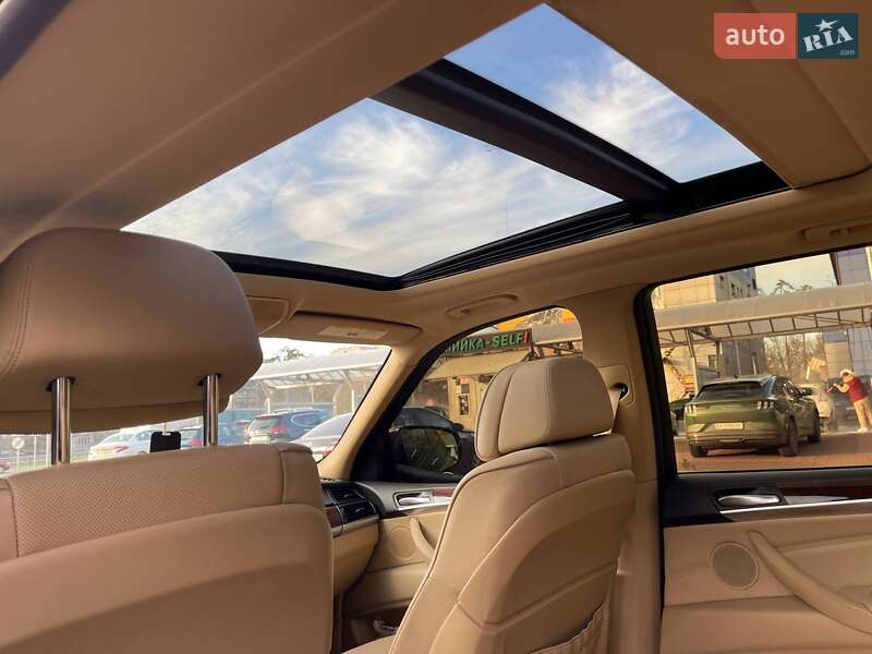 Позашляховик / Кросовер BMW X5 2011 в Києві фото 45 Позашляховик / Кросовер BMW X5 2011 в Києві