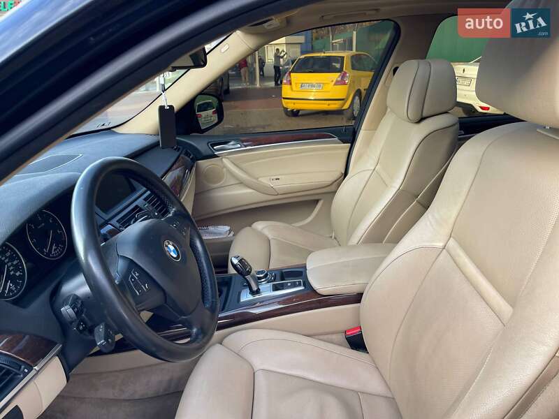 Позашляховик / Кросовер BMW X5 2011 в Києві фото 49 Позашляховик / Кросовер BMW X5 2011 в Києві