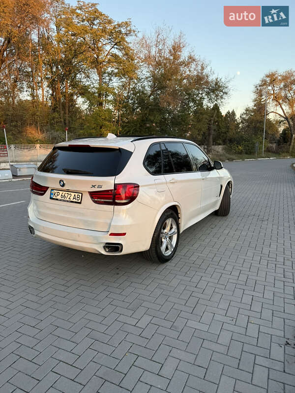 Внедорожник / Кроссовер BMW X5 2016 в Запорожье