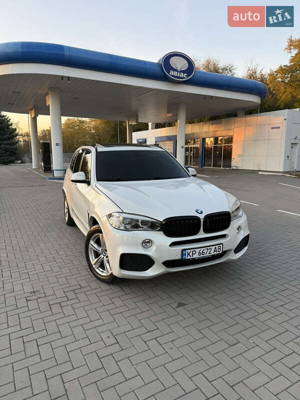 Внедорожник / Кроссовер BMW X5 2016 в Запорожье