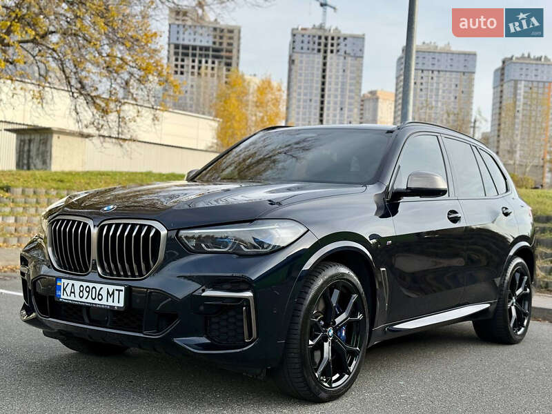 Внедорожник / Кроссовер BMW X5 2022 в Киеве