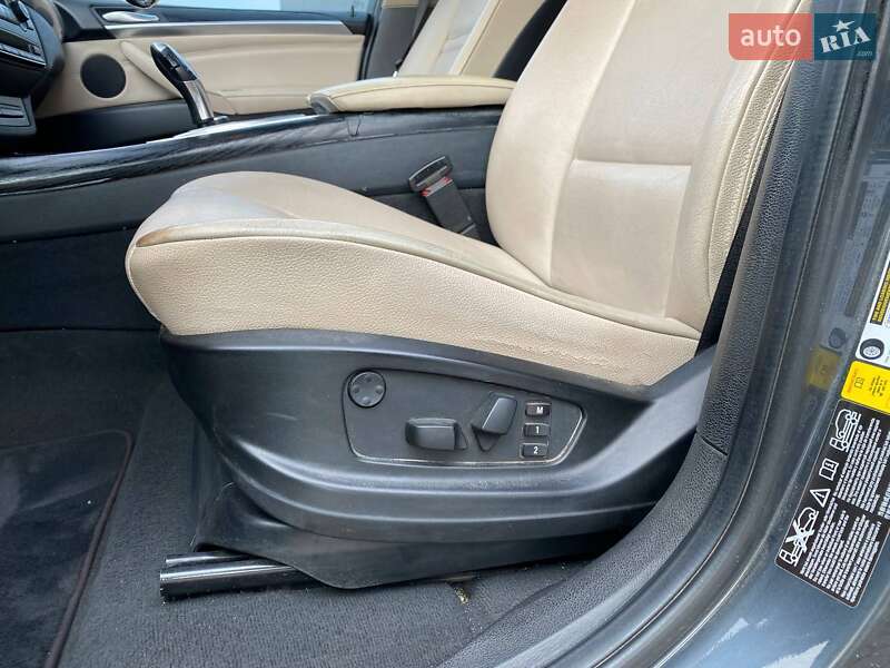 Позашляховик / Кросовер BMW X5 2012 в Львові