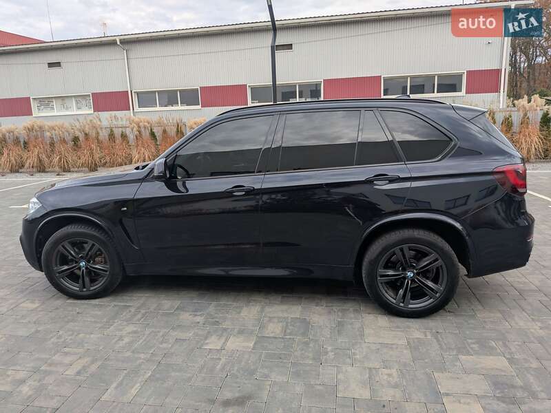 Позашляховик / Кросовер BMW X5 2016 в Луцьку