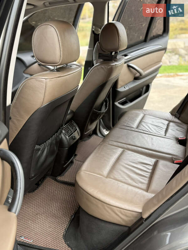 Внедорожник / Кроссовер BMW X5 2004 в Вознесенске