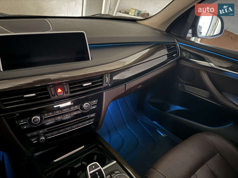 Внедорожник / Кроссовер BMW X5 2015 в Днепре