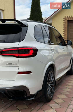 Внедорожник / Кроссовер BMW X5 2020 в Черновцах