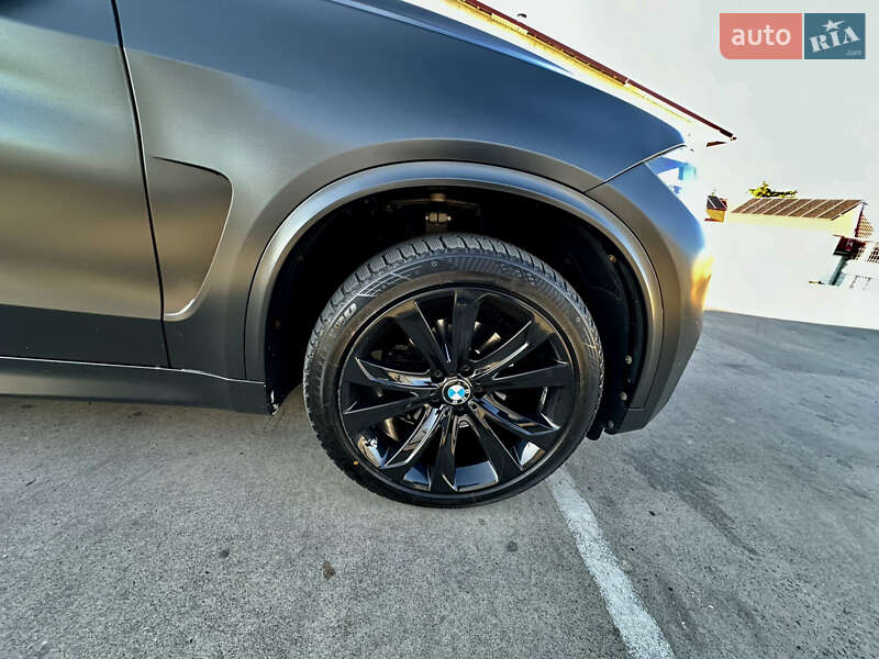 Внедорожник / Кроссовер BMW X5 2014 в Мукачево