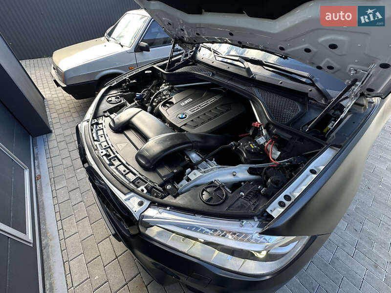 Внедорожник / Кроссовер BMW X5 2014 в Мукачево