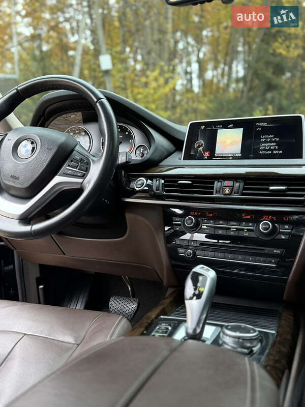 Внедорожник / Кроссовер BMW X5 2015 в Дрогобыче