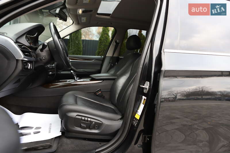 Внедорожник / Кроссовер BMW X5 2016 в Дрогобыче