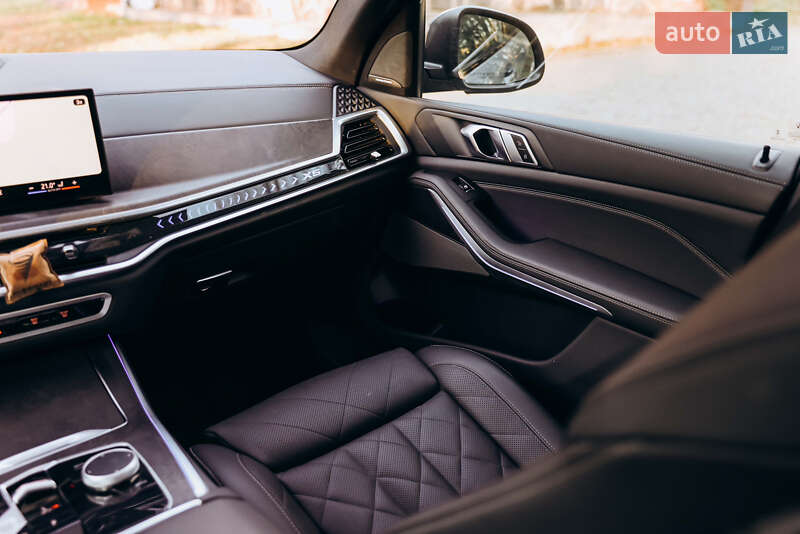 Внедорожник / Кроссовер BMW X5 2024 в Самборе