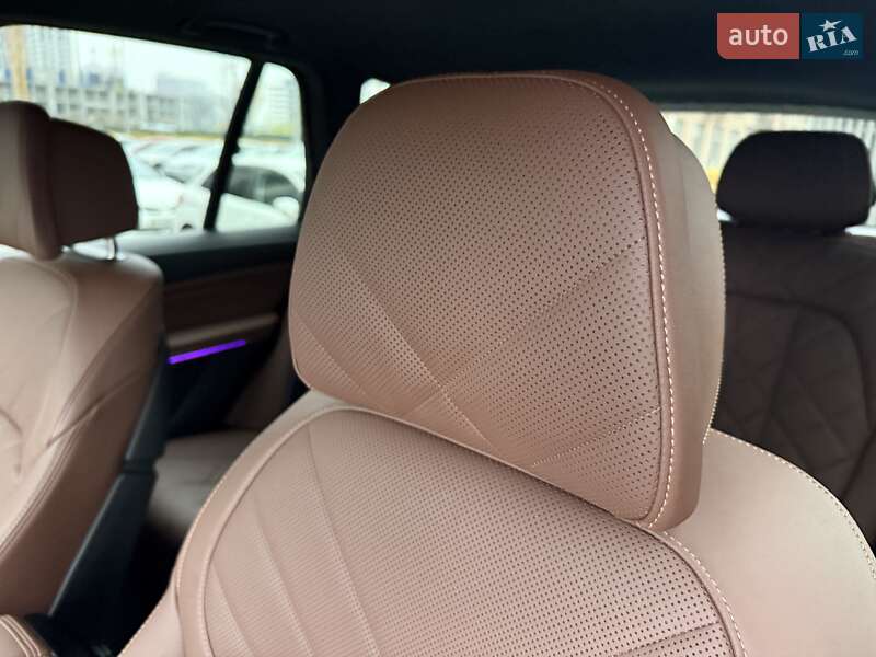 Внедорожник / Кроссовер BMW X5 2023 в Киеве