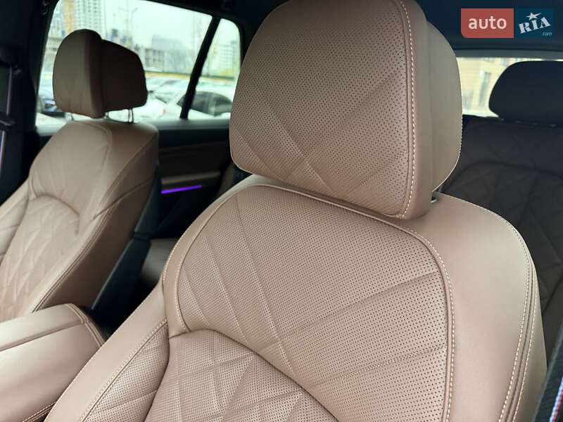 Внедорожник / Кроссовер BMW X5 2023 в Киеве