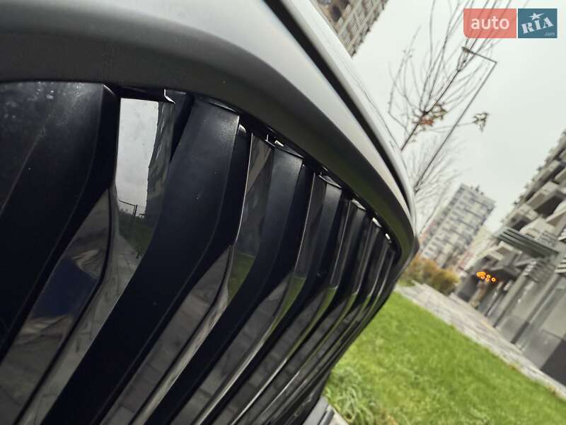 Внедорожник / Кроссовер BMW X5 2023 в Киеве