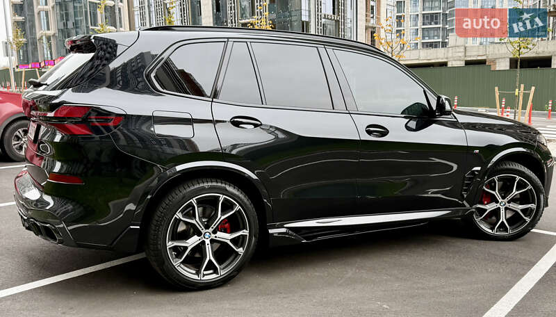 Позашляховик / Кросовер BMW X5 2023 в Києві