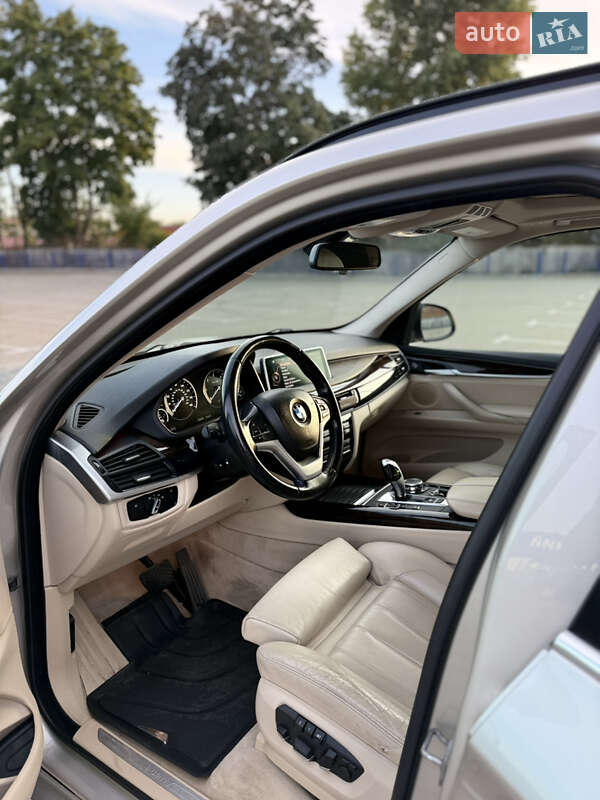 Внедорожник / Кроссовер BMW X5 2015 в Тернополе