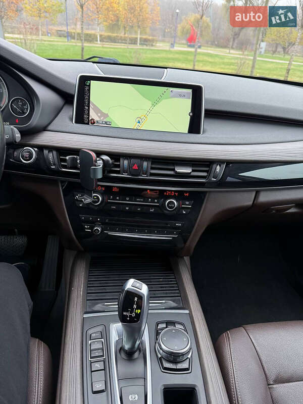 Внедорожник / Кроссовер BMW X5 2016 в Киеве