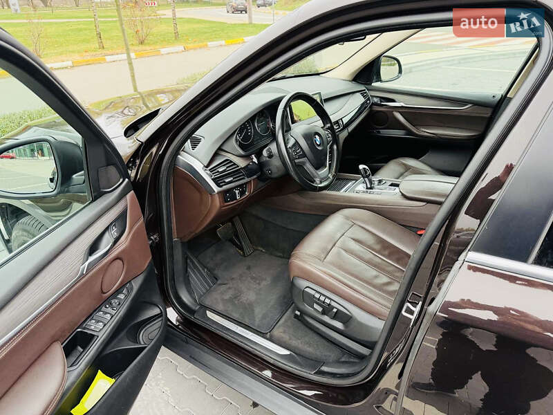 Внедорожник / Кроссовер BMW X5 2016 в Киеве