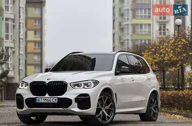 Внедорожник / Кроссовер BMW X5 2022 в Ивано-Франковске