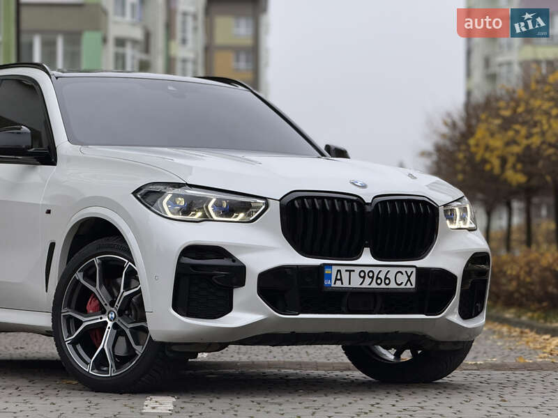 Внедорожник / Кроссовер BMW X5 2022 в Ивано-Франковске
