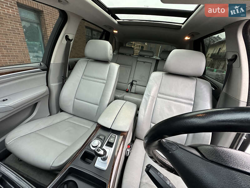 Внедорожник / Кроссовер BMW X5 2008 в Львове