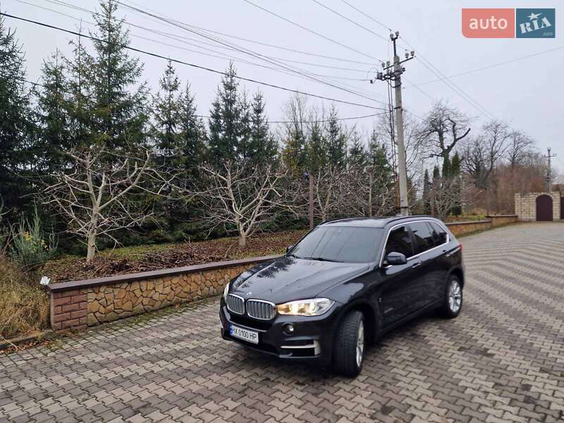 Внедорожник / Кроссовер BMW X5 2017 в Хмельницком