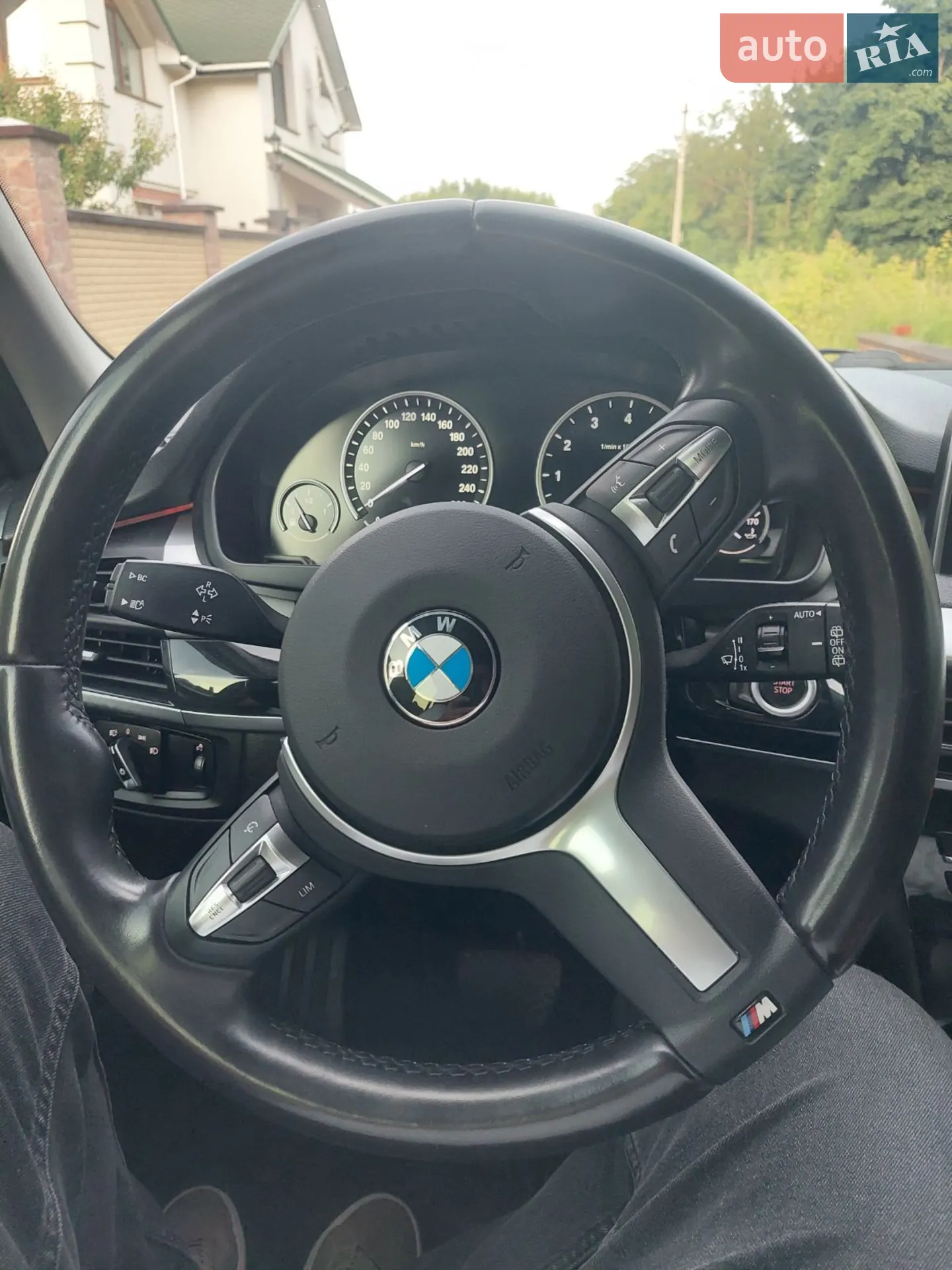2017 BMW X5 - мініатюра 3