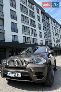 Позашляховик / Кросовер BMW X5 2010 в Новояворівську