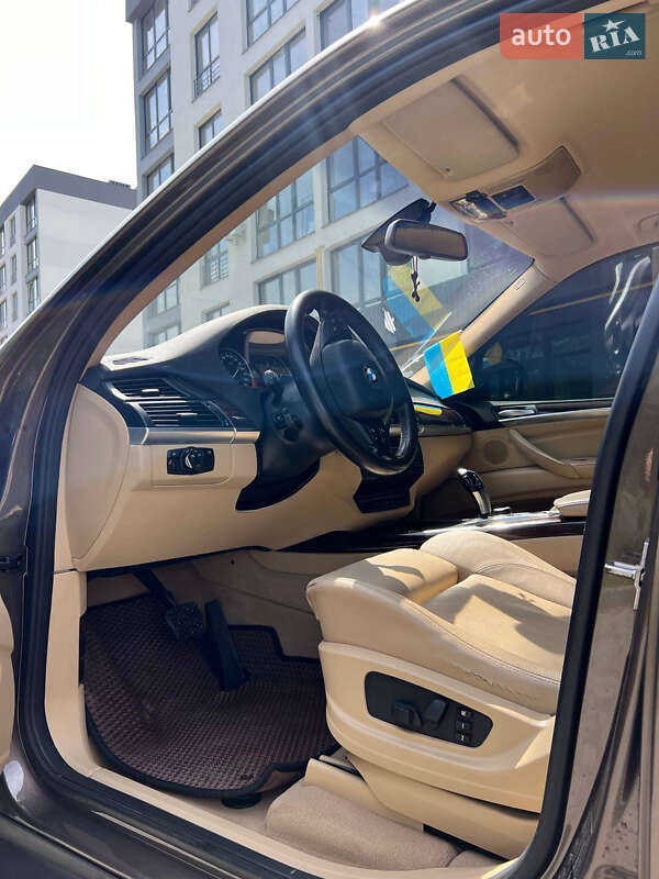 Внедорожник / Кроссовер BMW X5 2010 в Новояворовске фото 12 Внедорожник / Кроссовер BMW X5 2010 в Новояворовске