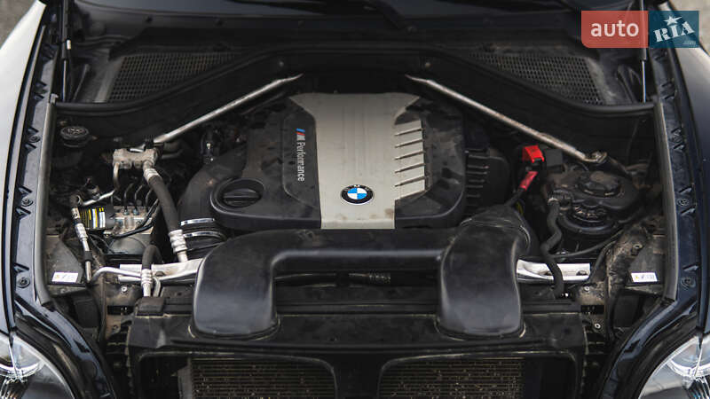 Внедорожник / Кроссовер BMW X5 2012 в Львове