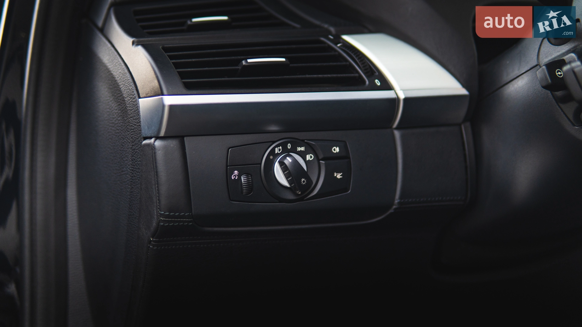 2012 BMW X5 - мініатюра 32