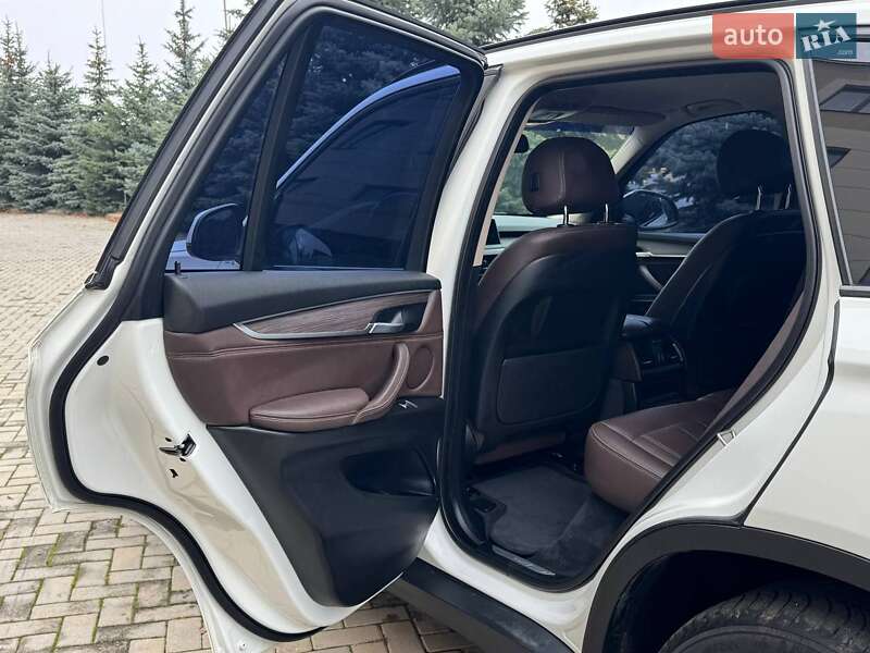 Внедорожник / Кроссовер BMW X5 2015 в Харькове