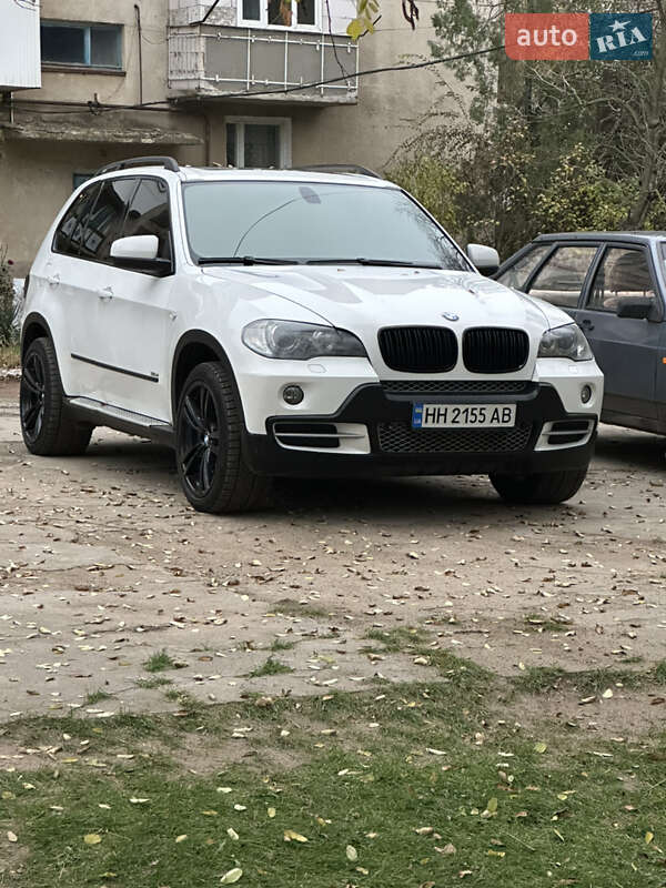 Внедорожник / Кроссовер BMW X5 2009 в Арцизе