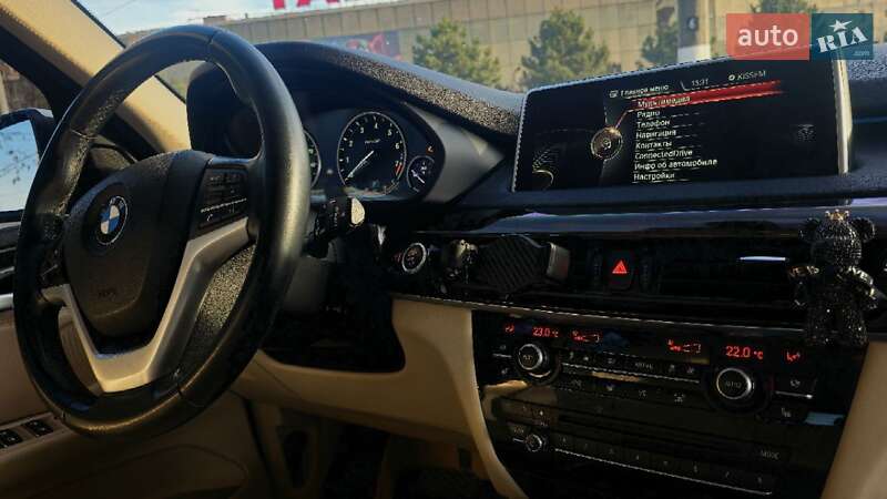Внедорожник / Кроссовер BMW X5 2015 в Одессе
