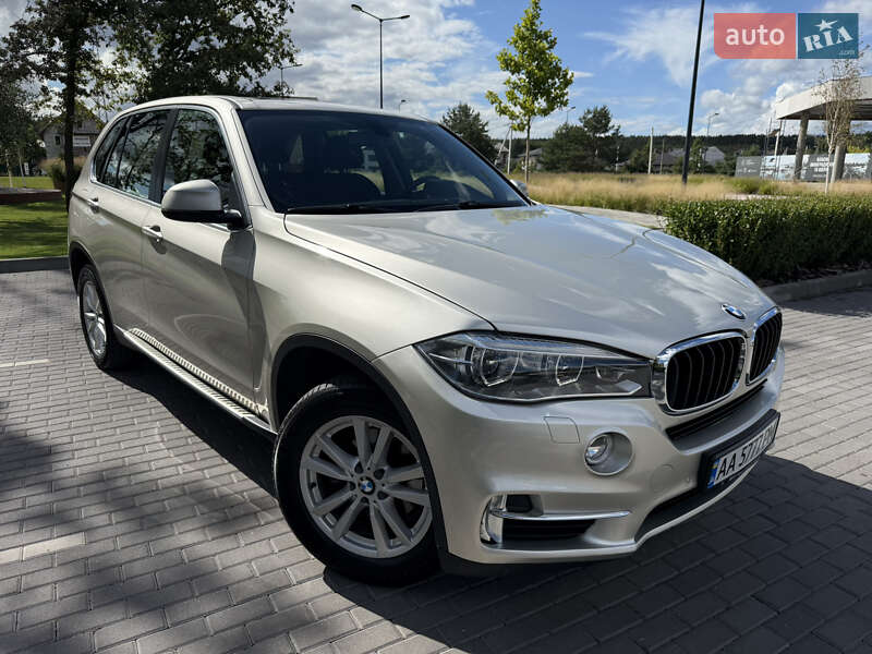 Позашляховик / Кросовер BMW X5 2016 в Ірпені