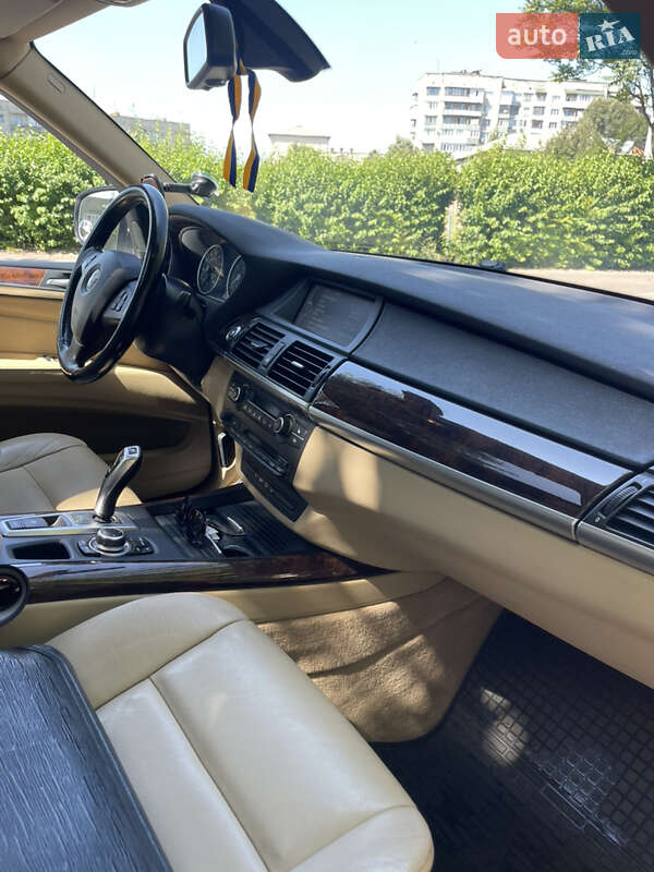 Внедорожник / Кроссовер BMW X5 2013 в Черновцах фото 11 Внедорожник / Кроссовер BMW X5 2013 в Черновцах