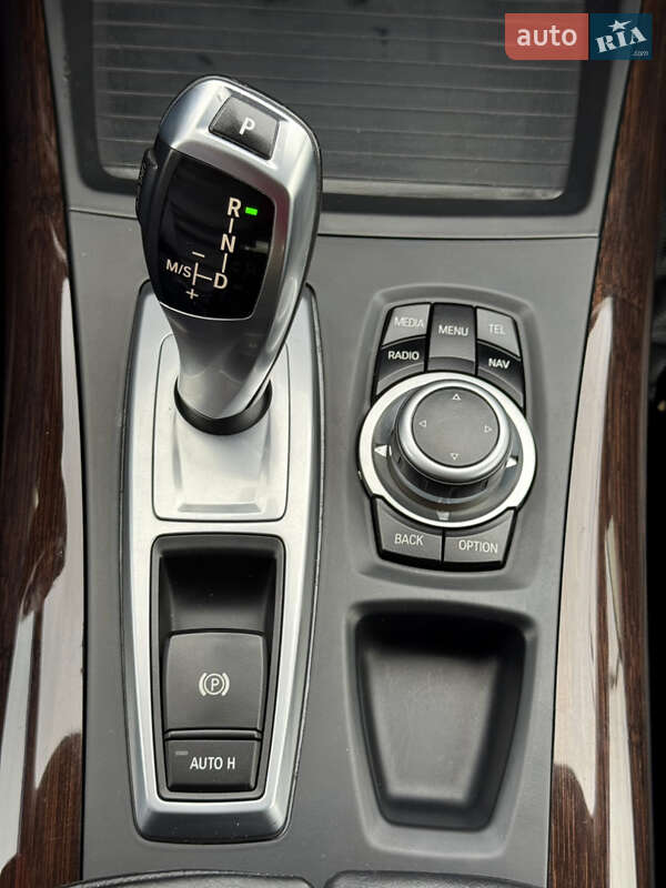 Внедорожник / Кроссовер BMW X5 2013 в Киеве