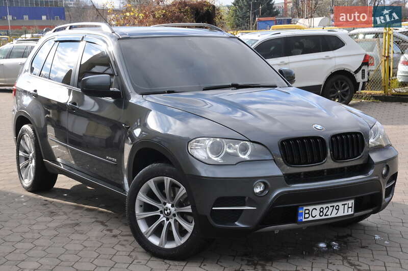 Внедорожник / Кроссовер BMW X5 2013 в Львове