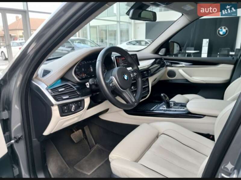 Внедорожник / Кроссовер BMW X5 2017 в Днепре