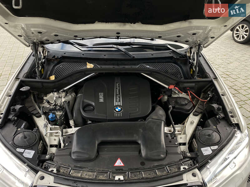 Позашляховик / Кросовер BMW X5 2014 в Ужгороді