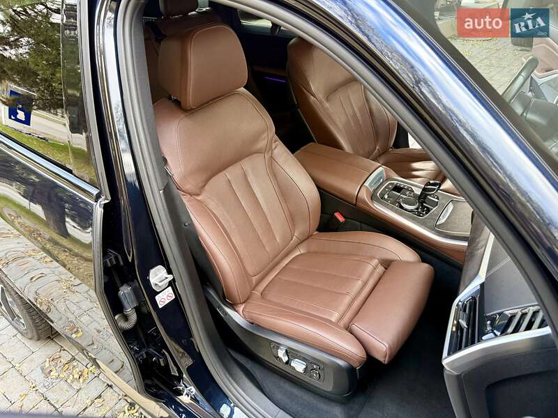 Внедорожник / Кроссовер BMW X5 2019 в Днепре