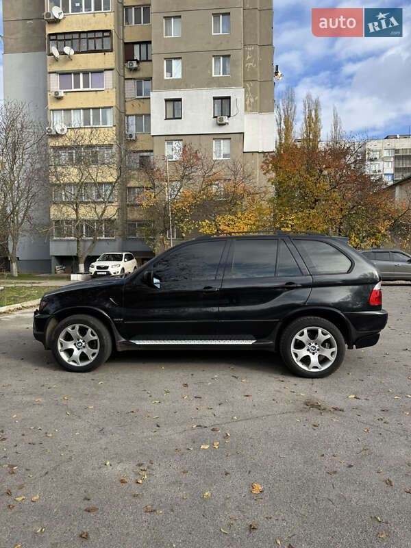 Внедорожник / Кроссовер BMW X5 2001 в Николаеве