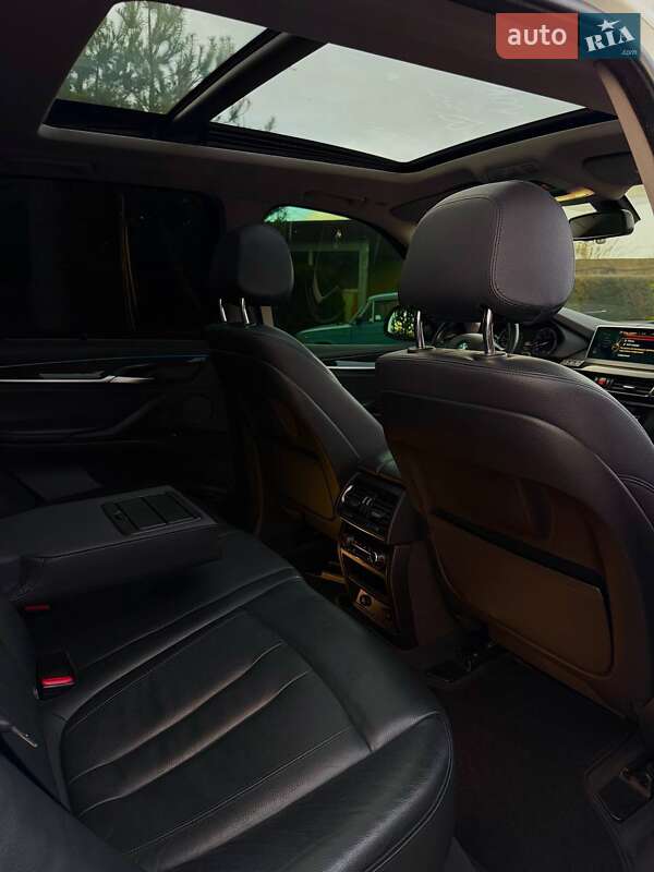 Внедорожник / Кроссовер BMW X5 2016 в Днепре