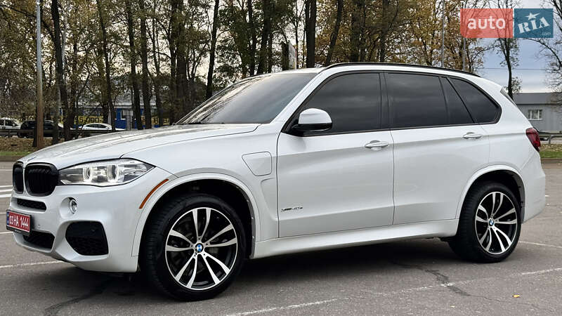 Внедорожник / Кроссовер BMW X5 2016 в Киеве
