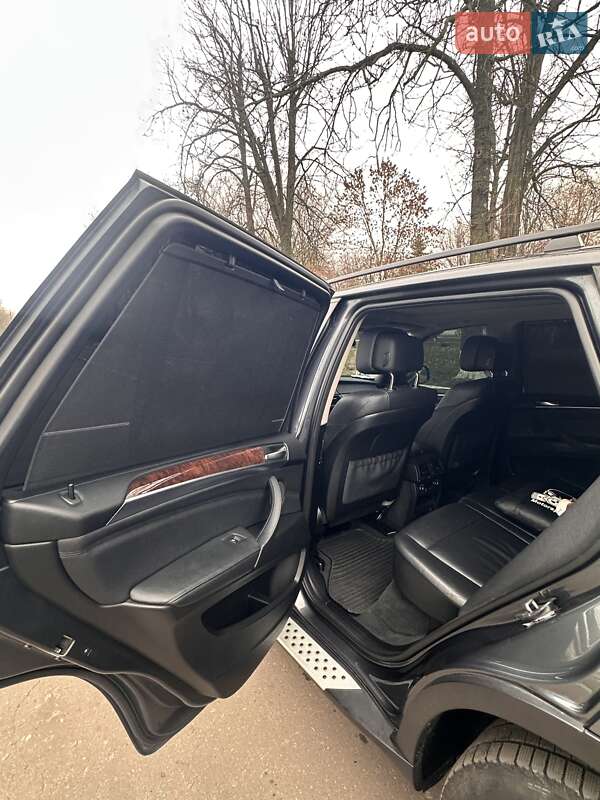 Внедорожник / Кроссовер BMW X5 2011 в Подольске