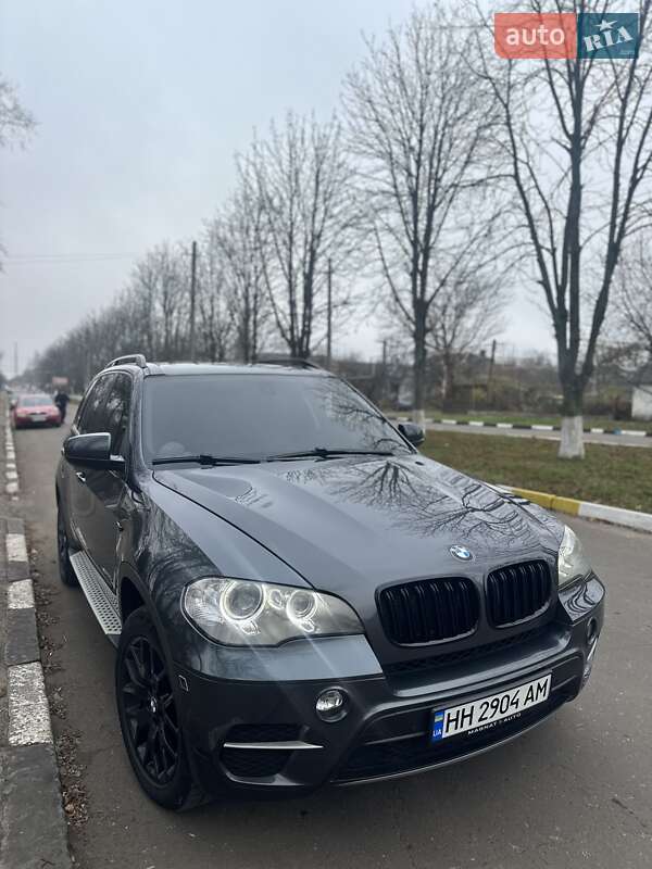 Внедорожник / Кроссовер BMW X5 2011 в Подольске