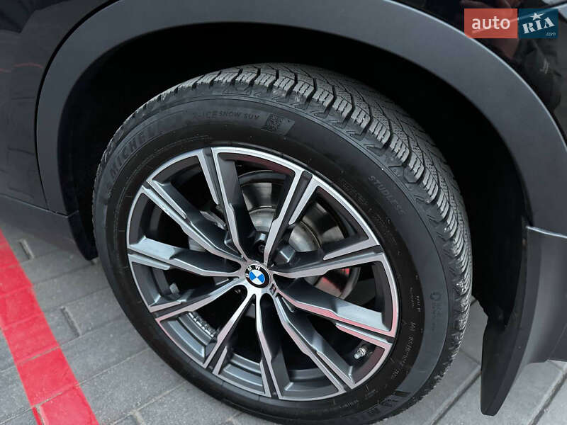 Позашляховик / Кросовер BMW X5 2022 в Одесі